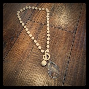 Chic Gold and Cream Pendant Necklace